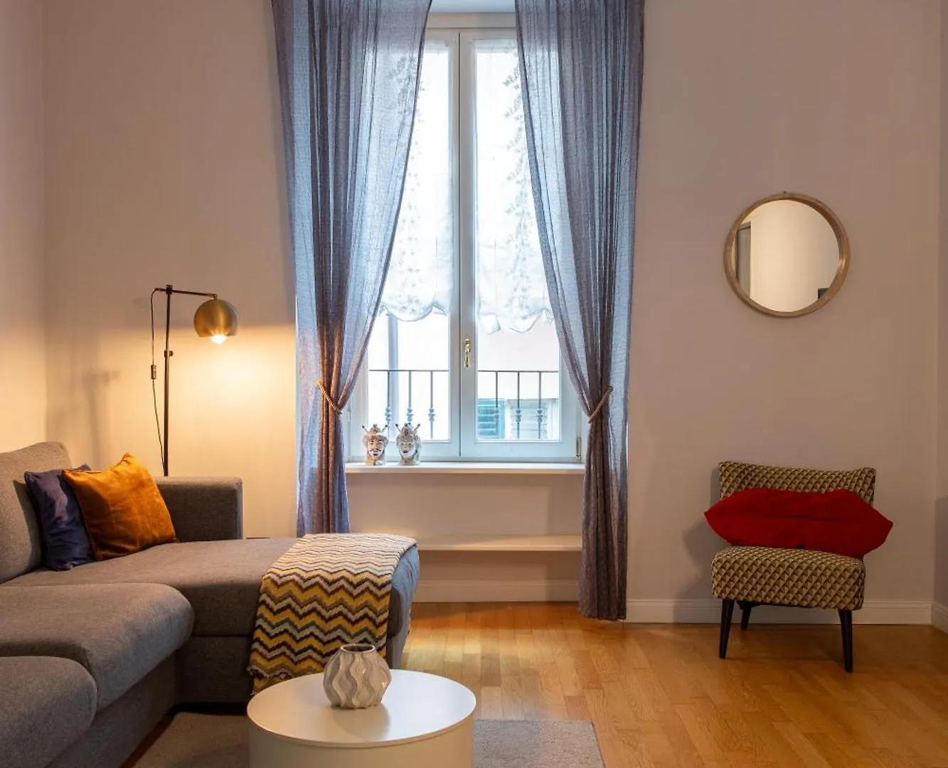Porta Como Apartamento